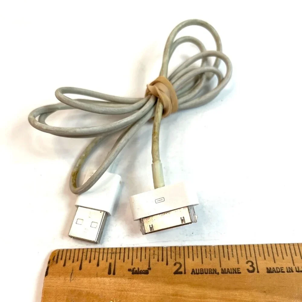 Apple 30-Pin USB Charging Cable For iPod & iPhone